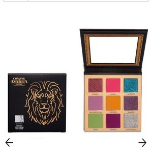UOMA BLACK MAGIC COMING 2 AMERICA: EYESHADOW QUEEN TO BE
